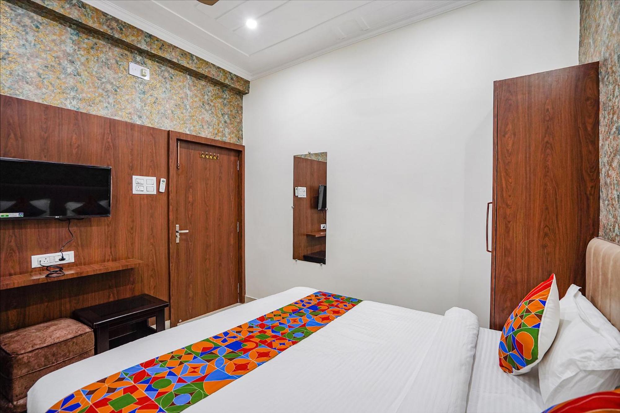 Fabhotel Siddhant Hotel 3*